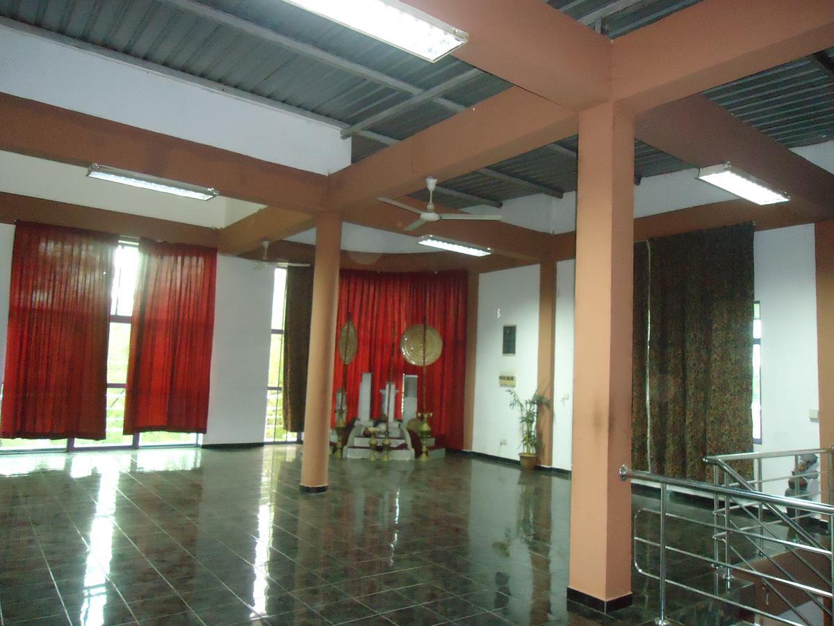Old Mahawasala Hotel Bambaragaleyaya Exterior photo